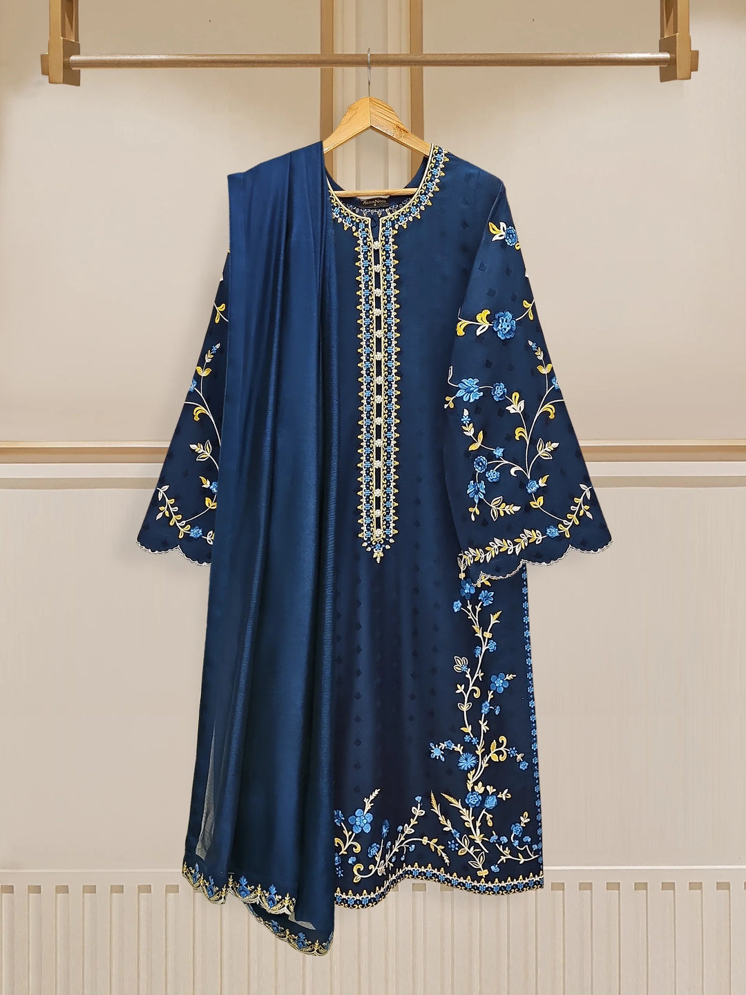 Embroidered Jacquard Suit S110141