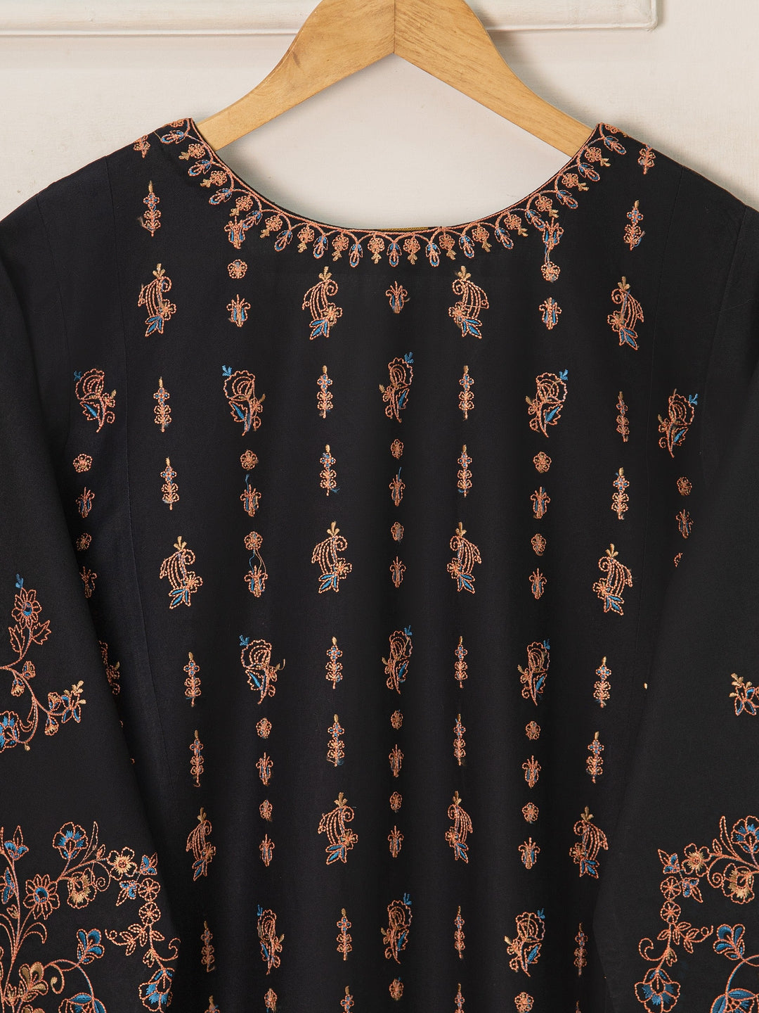 3 Piece - Pure Embroidered Lawn Suit S111579