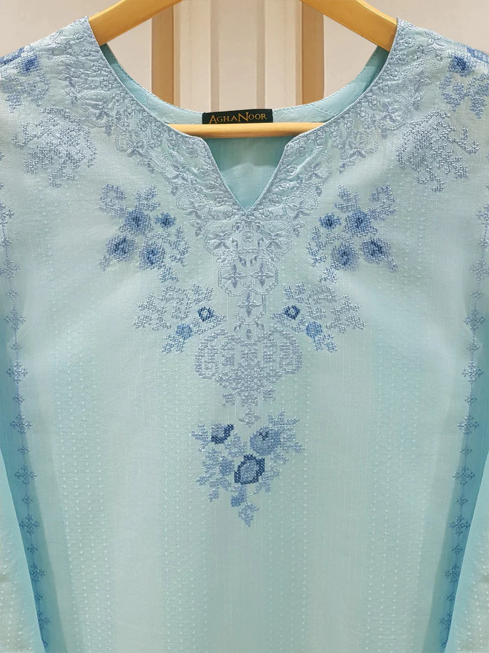 PURE EMBROIDERED JACQUARD LAWN SHIRT S107127