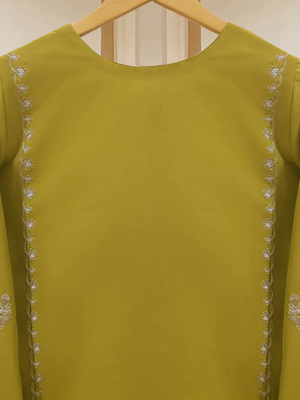 TWO PIECE FINE PIMA FULLY EMBROIDERED SHIRT WITH PANTS S107562